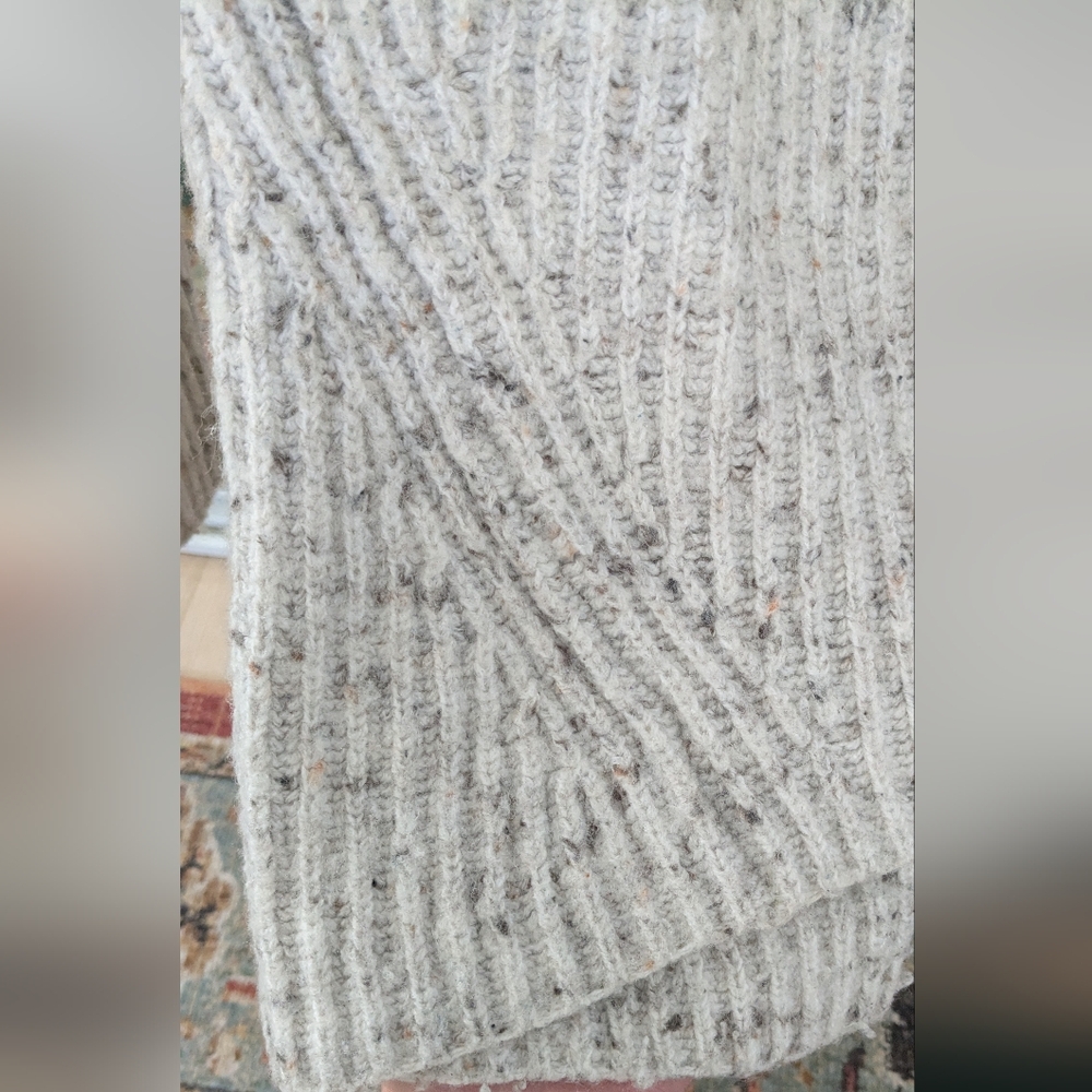 100% Wool Madewell Cream Knit Sweater - Picture 3 of 3